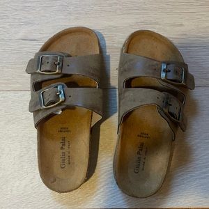 Like new kids sandals